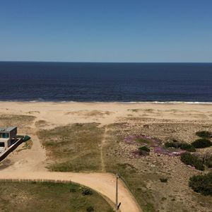 (bpv-bpv-11002)  Primera Linea Al Mar