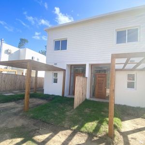 (bpv-bpv-11328)  Casa En Venta En Punta Del Este, Pinares, Parque Burnett