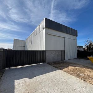 (bpv-bpv-11373)  Venta De Galpón Con Excelente Ubicación En Barrio Hipódromo, Maldinado