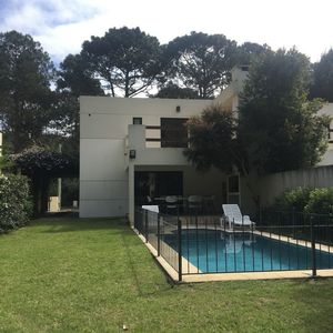 (bpv-bpv-2273)  Casa En Venta 4 Dormitorios