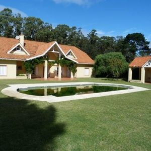 (bpv-bpv-2536)  Casa En Venta 6 Dormitorios