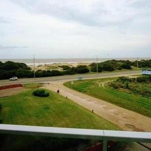 (bpv-bpv-3334)  Departamento En Alquiler Temporal De 5 Ambientes En Playa Brava