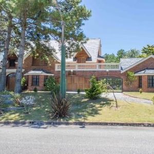 (bpv-bpv-3920)  Casa En Venta De 8 Ambientes En Beverly Hills