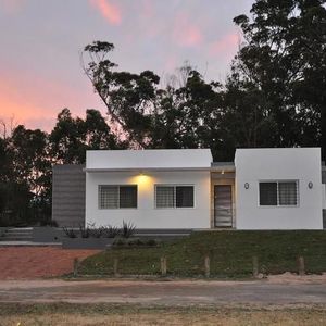 (bpv-bpv-4282)  Casa En Alquiler Temporal De 4 Ambientes En Portezuelo