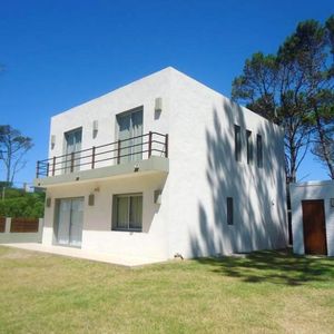 (bpv-bpv-4391)  Casa En Alquiler 4 Dormitorios