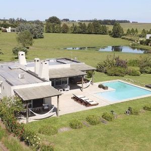(bpv-bpv-7107)  Casa En Alquiler Temporal De 6 Ambientes En Jose Ignacio