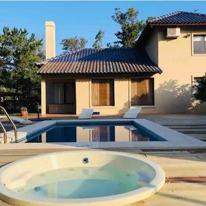 (bpv-bpv-7221)  Casa En Alquiler 4 Dormitorios