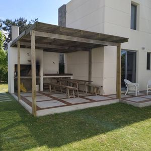 (bpv-bpv-8355)  Casa En Alquiler 4 Dormitorios