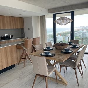 (bpv-bpv-9286)  Venta De Apartamento En Surfside Punta Del Este