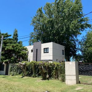 Alquiler De Casa En El Pinar 