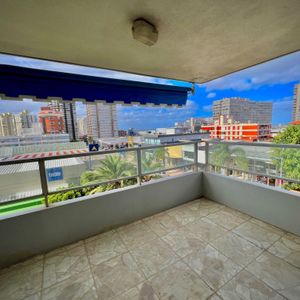 Apartamento En Península 2 Dormitorios Y Dependencia Con Baño!