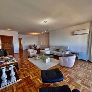 Alquiler Apartamento Pocitos Rambla
