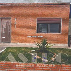 En Alquiler Casa Dos Dormitorios Melo