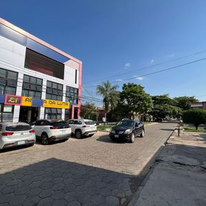 Edificio En Venta - Zona Norte Barrio Hamacas 3er Anillo Externo