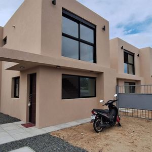 Venta Casa 3 Dormitorios 2 Baños , San Jose De Carrasco