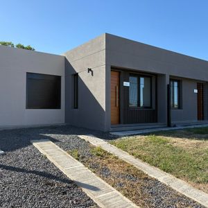 Casa En Venta A  Estrenar En  Lagomar: ¡