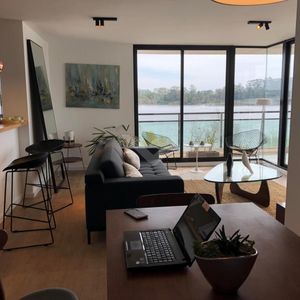 Venta Apartamento  Carrasco Este. Lago De 3 Dormitorios. Amenities