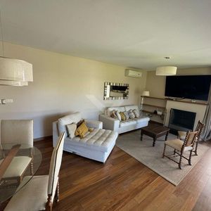 Venta Y Alquiler Apartamento Ambuelado 2 Dormitorios. Carrasco Sur. Amueblado. Amenities. Garage.