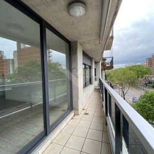 Venta Apartamento La Blanqueada 2 Dormitorios  Con Garaje