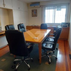 Oficinas En Ciudad Vieja