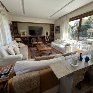 Alquiler Casa Carrasco Sur 4 Dormitorios, Jardin, Piscina, Bungalow