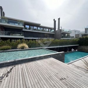 Venta Apartamento. 2 Dormitorios. Jardín. Seguridad. Amenities.
