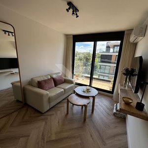 Venta Apartamento En Barra De Carrasco. 1 Dormitorio. Cochera. Amenities-. Con Renta