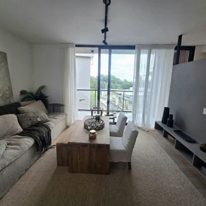 Venta Apartamento Parque Rodó 1 Dormitorio Con Jardín Y Patio