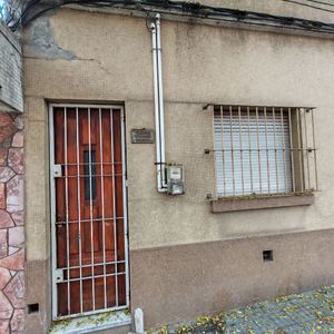 Apartamento De 1 Dormitorio En La Comercial