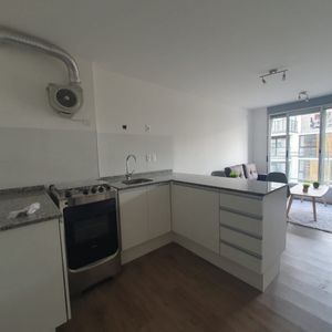 Apartamento De Dos Dormitorios En Cordon Sur