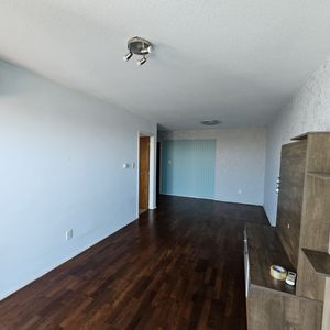 ¡precioso Apartamento De Un Dormitorio, En Alquiler, En Tres Cruces!