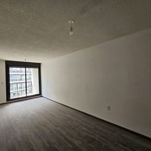 -apartamento De Dos Dormitorios Con Balcon Y Cocina Definida En Cordon.