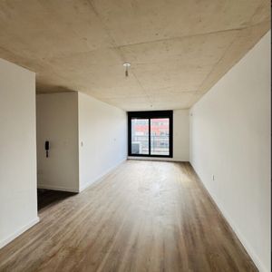 Apartamento 2 Dormitorios 2 Baños Y Cochera