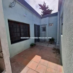 Venta Apartamento 1 Dormitorio En La Teja Con Patio Y Parrillero