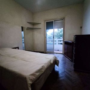 Venta Apartamento De Un Dormitorio Y Escritorio Con Renta En Bella Vista