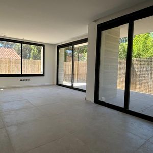 Apartamento A Estrenar. Proximo Stella Maris. Jardin!