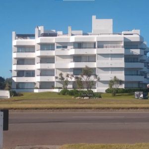 Impactante Apartamento Frente Al Mar En Punta