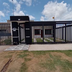 Bonita Casa En Venta Zona Este De Santa Cruz  Bolivia.