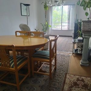 Apartamento De 3 Dorm Amplios En Buen Edificio. Estrategicamente Ubicado A Pasos De 8 De Octubre