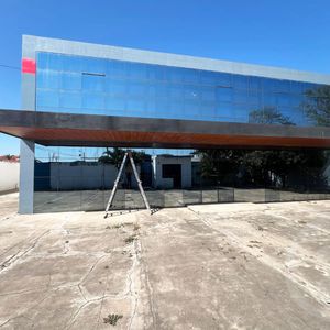 Galpon Industrial En Venta  Av. Banzer / Remanzo