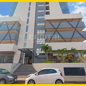 Venta De Oficina – Piso Completo En Edificio Business & Health, Av. Beni