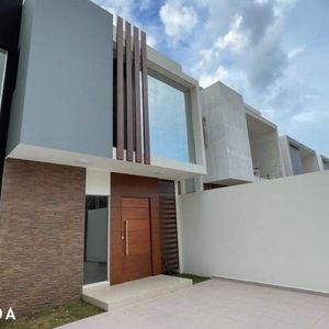 Casas A Estrenar Con Precios De Preventa En Av. Santos Dumont