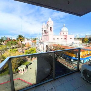 Venta De Apartamento De 3 Dormitorios En Centro De Maldonado