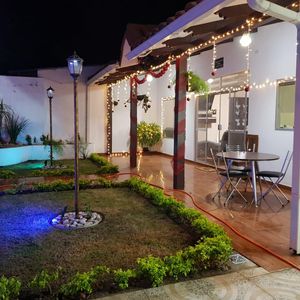 Hermosa Casa En Venta De 5 Dormitorios Amoblada