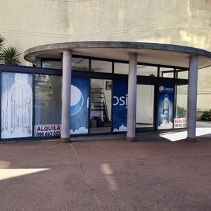 Alquilo Local En Tres Cruces