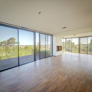 Casa Moderna En Venta En La Tahona