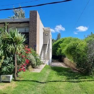 Casa En Venta De 3 Dormitorios C/ Cochera En Playa Hermosa