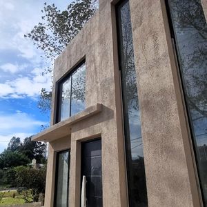 Casa En Venta C/ Cochera En Solymar