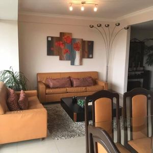 Departamento Amplio Y Elegante A La Venta.