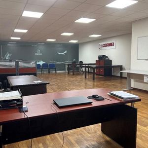 Oficina Moderna En Zona Sur, Obrajes